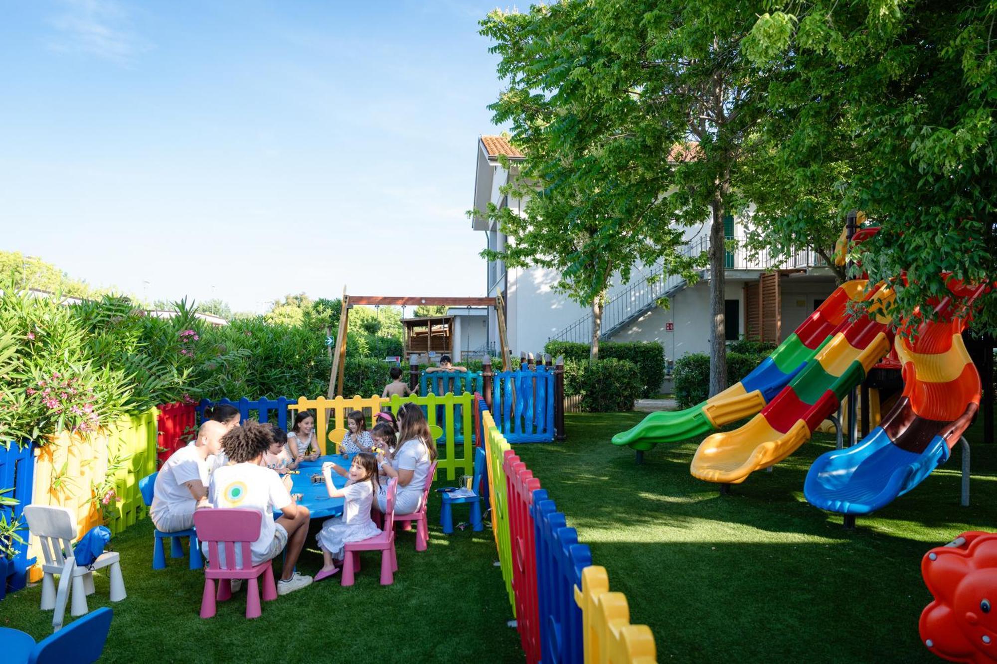 Club Del Sole Stork Family Collection Hotel Giulianova Luaran gambar
